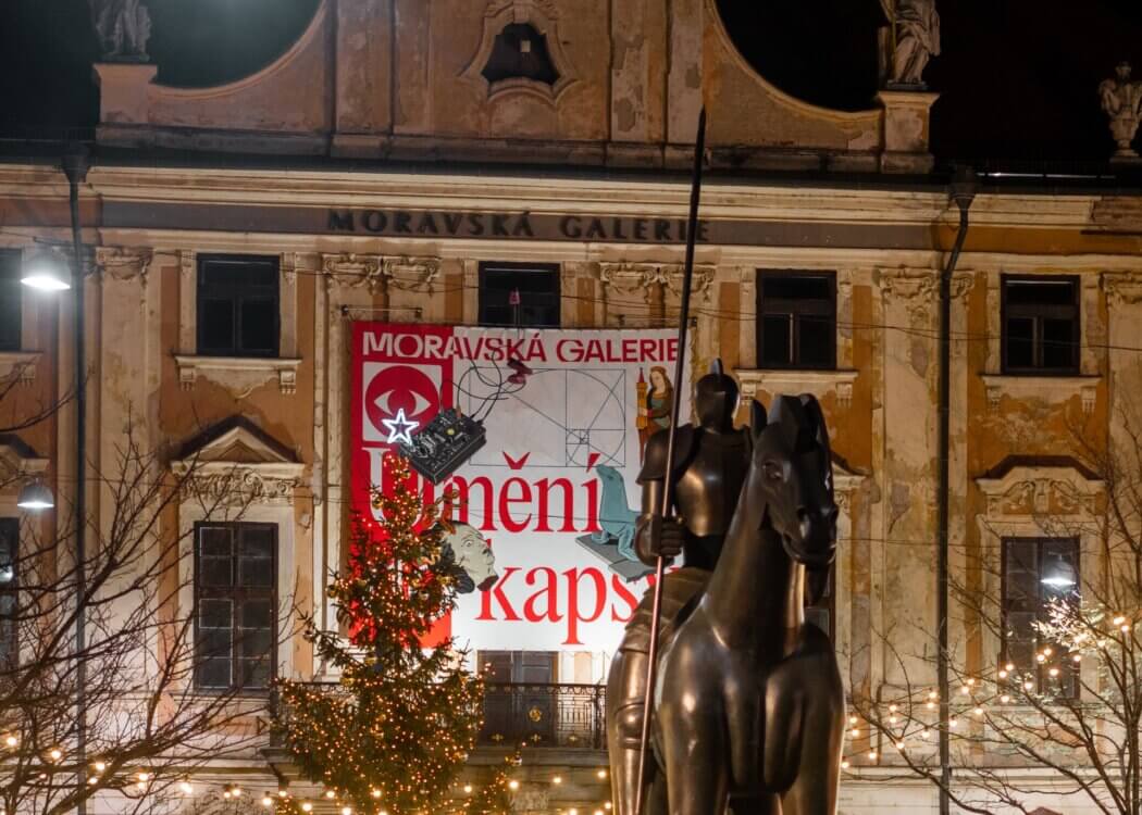 Dětský sbor při kostele sv.Jakuba, oficiální zahájení, požehnání od pana faráře Pacnera